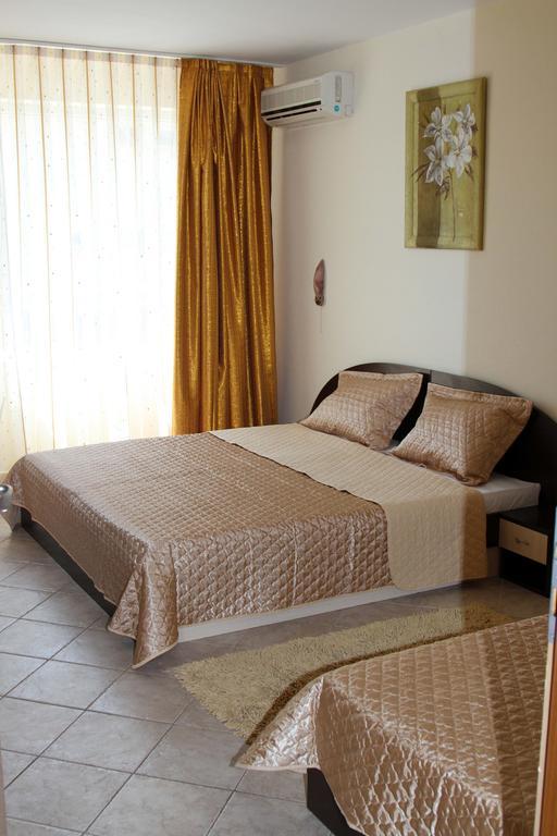 Vlasta Family Hotel Ravda Extérieur photo